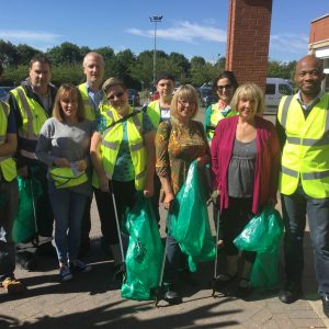 Gilnow Litter pick event.